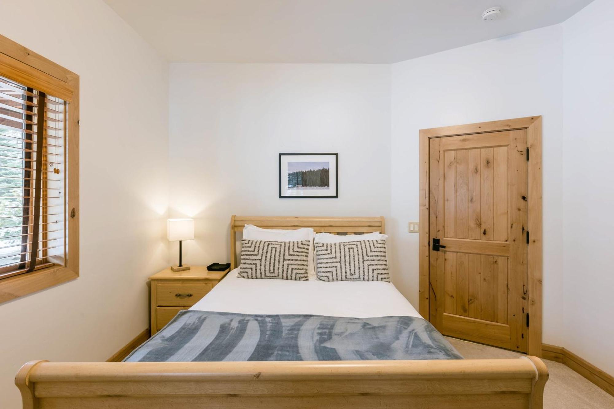 Coyote Moon By Avantstay Cabin Wsauna Mins From Dt Truckee Northstar Eksteriør billede