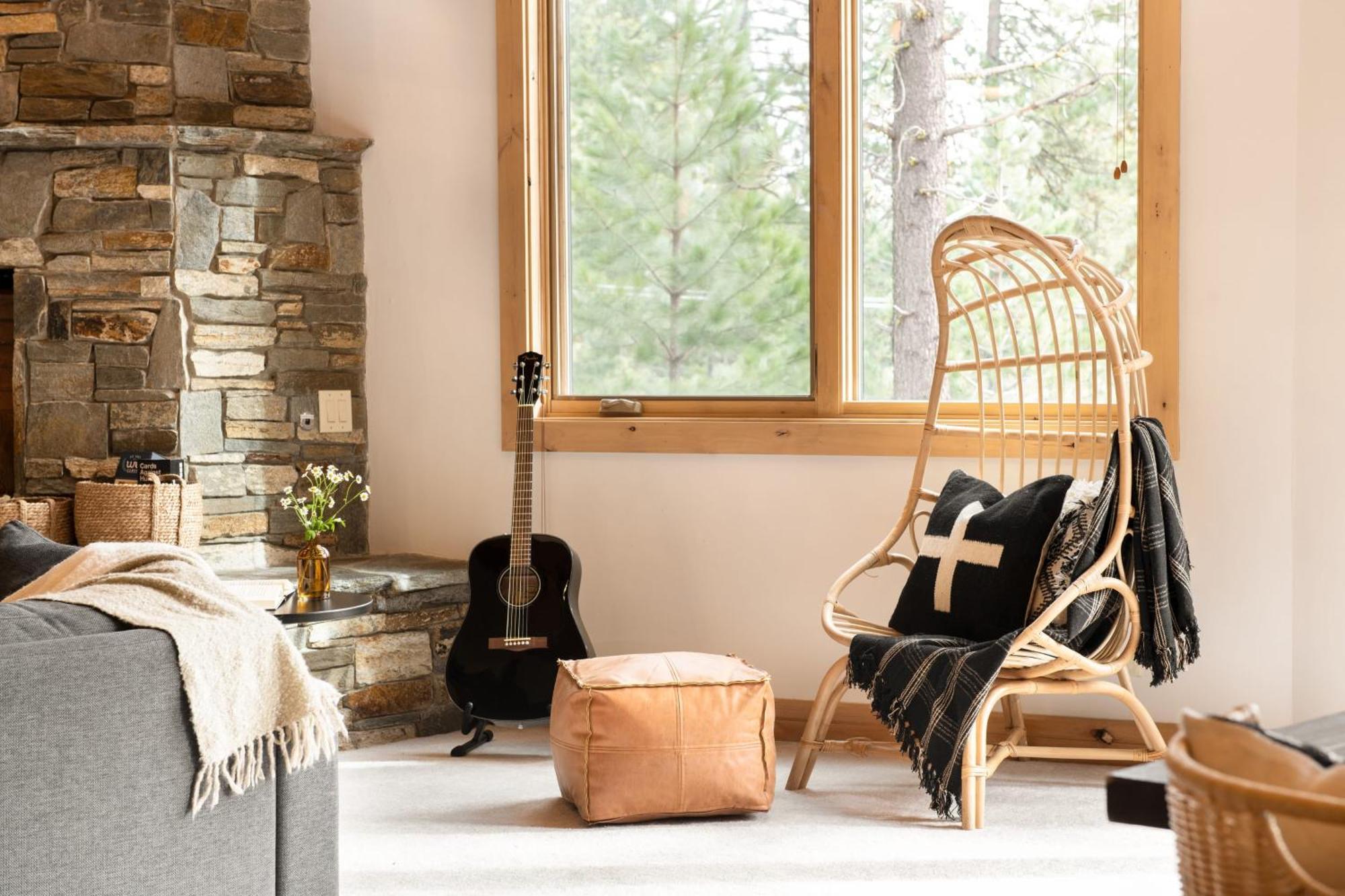 Coyote Moon By Avantstay Cabin Wsauna Mins From Dt Truckee Northstar Eksteriør billede